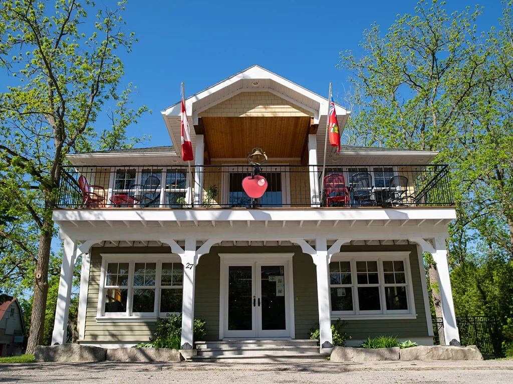 The front entrance of the Virtual High School administrative office.